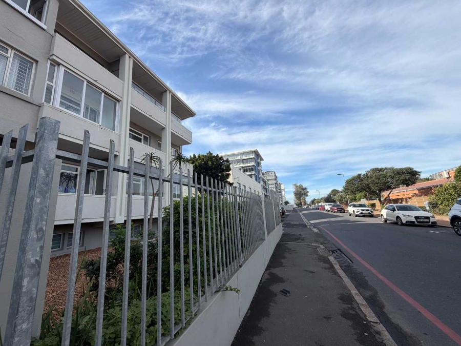 To Let 2 Bedroom Property for Rent in Mouille Point Western Cape